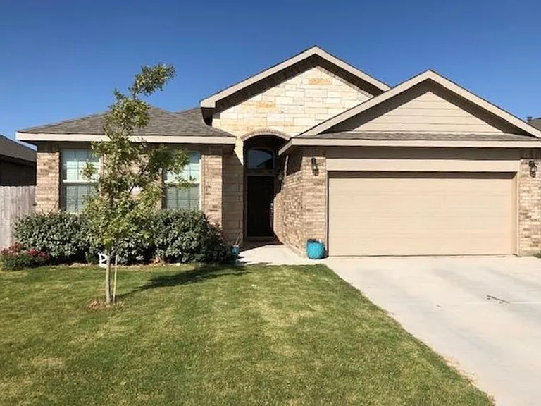 4BR Home in Odessa , TX