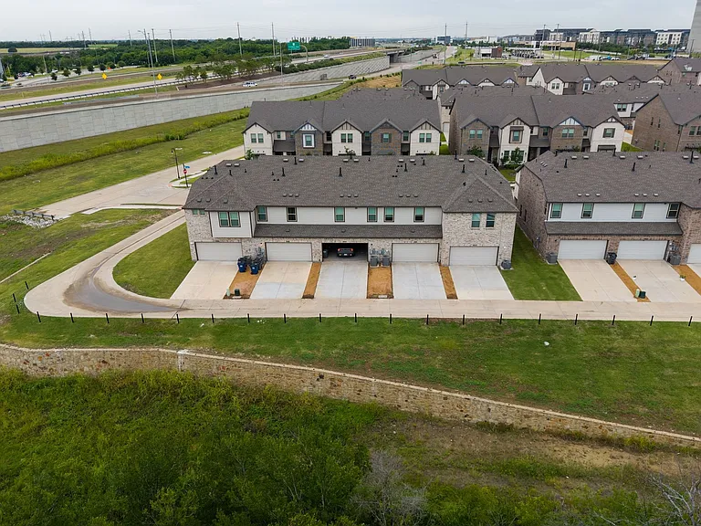 3BR Home in Sachse , TX