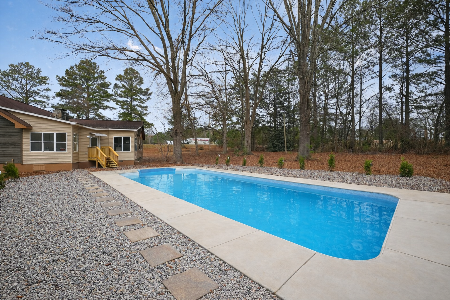 4BR Home in Sharpsburg , GA