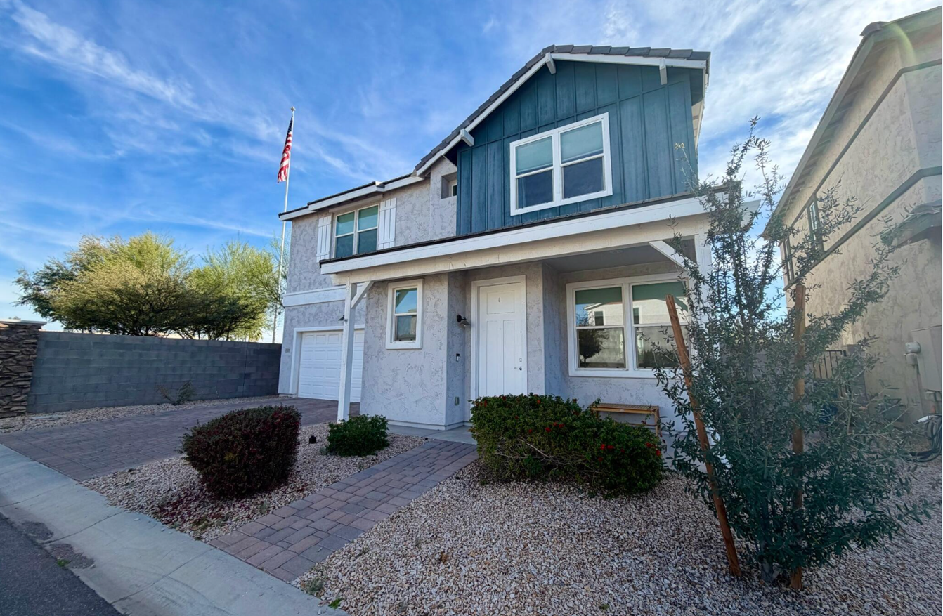 10BR Home in Apache Junction , AZ