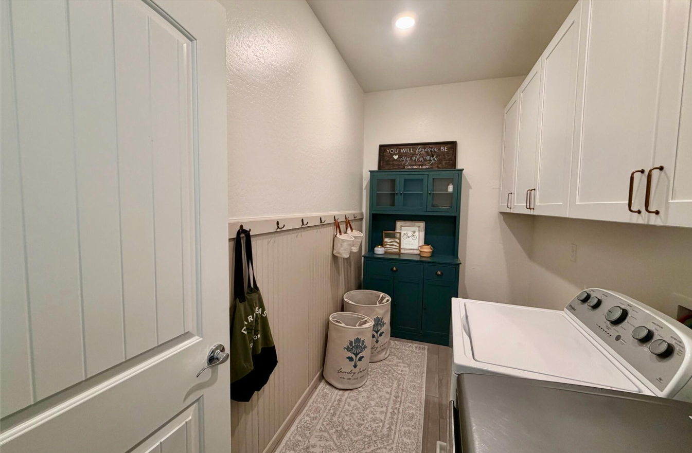 10BR Home in Apache Junction , AZ photo 2