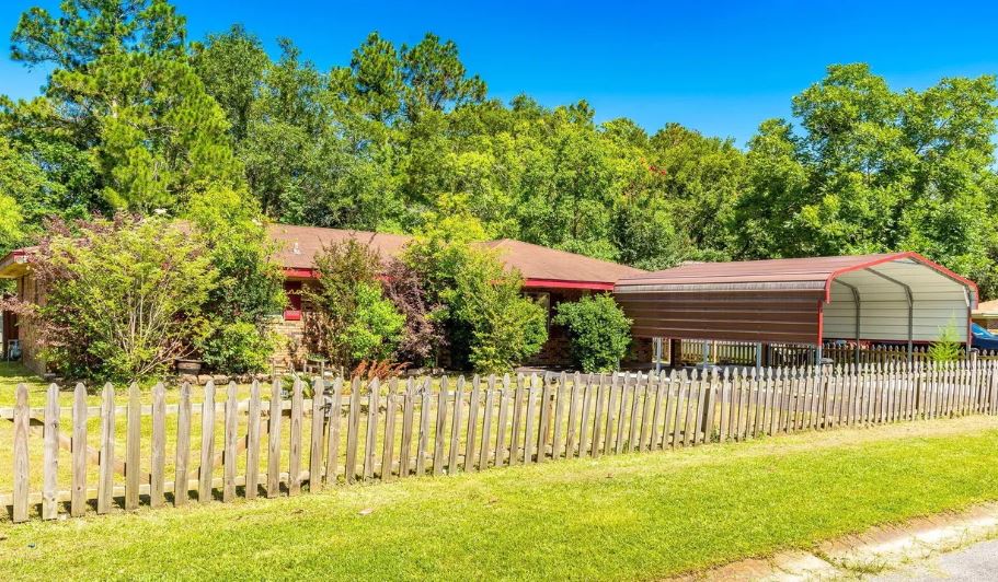 3BR Home in Gulfport , MS