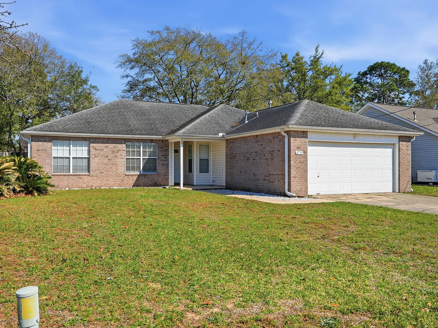 4BR Home in Crestview , FL