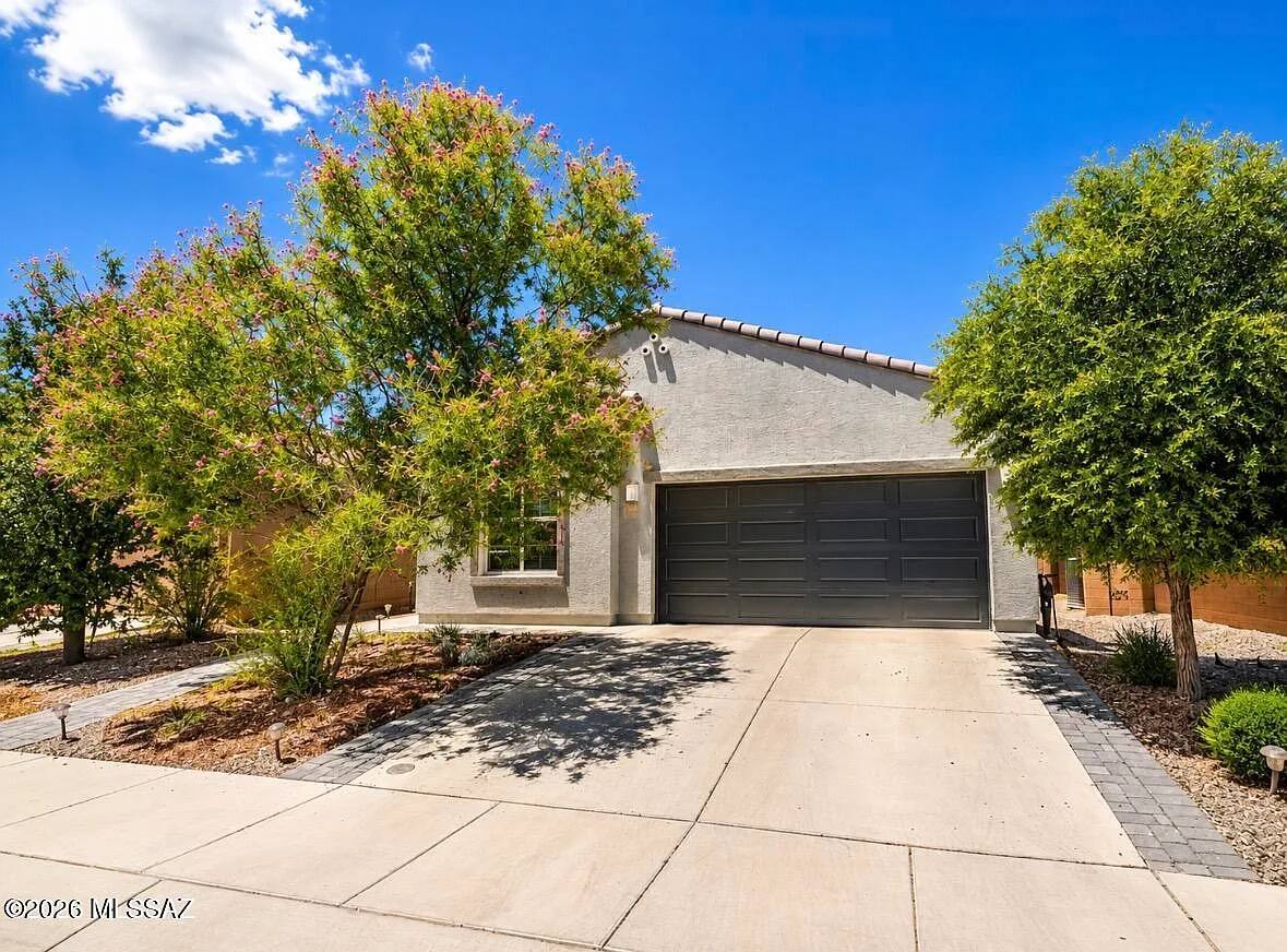 4BR Home in Marana , AZ