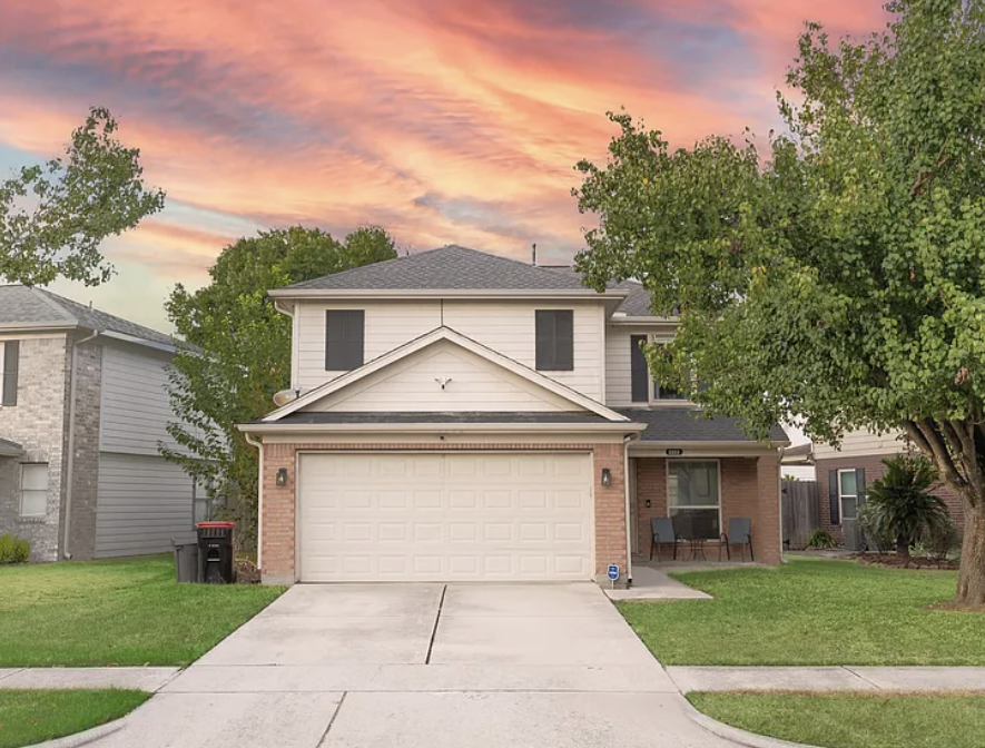 4BR Home in Houston , TX