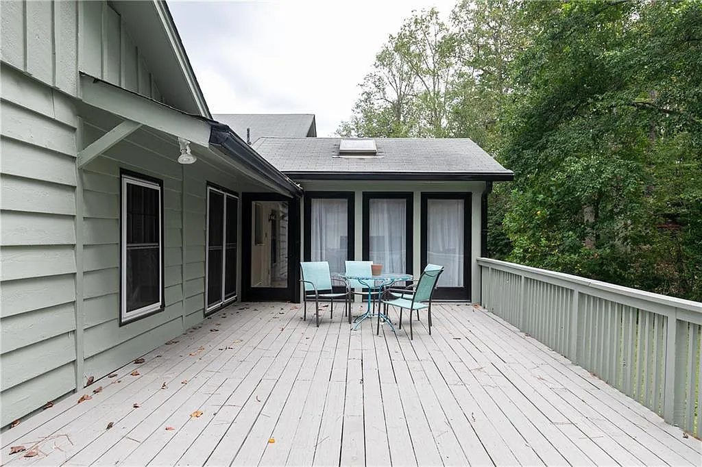 5BR Home in Marietta , GA