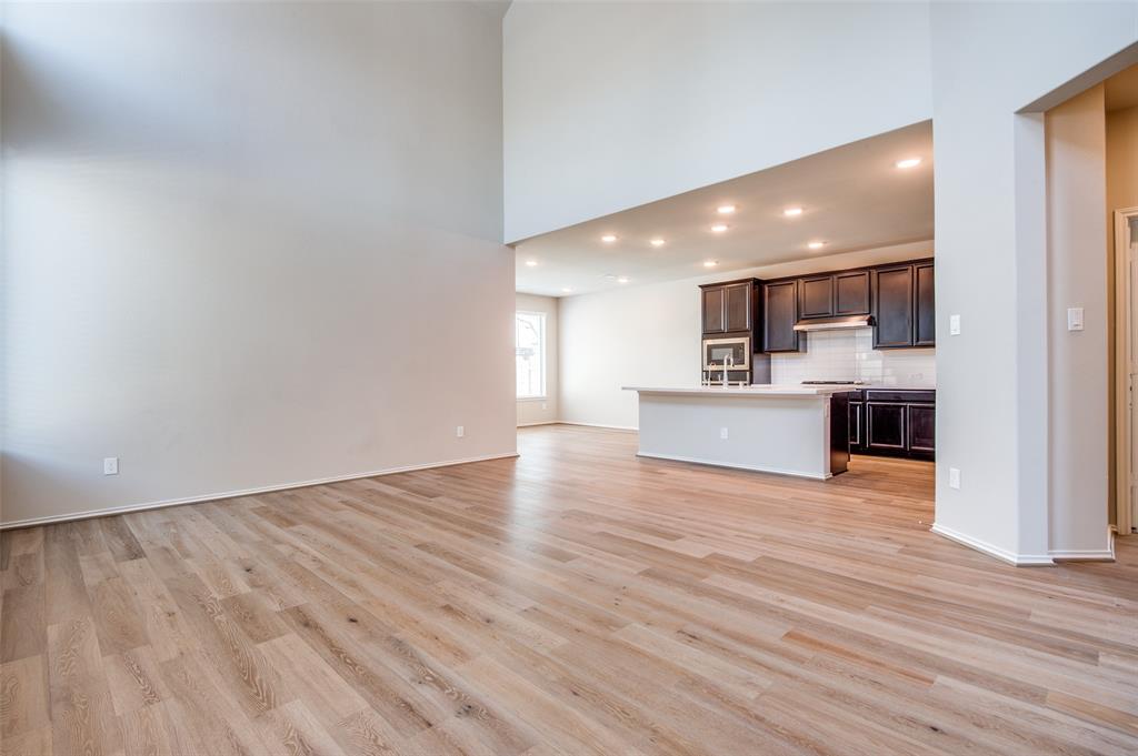 4BR Home in Conroe , TX photo 2