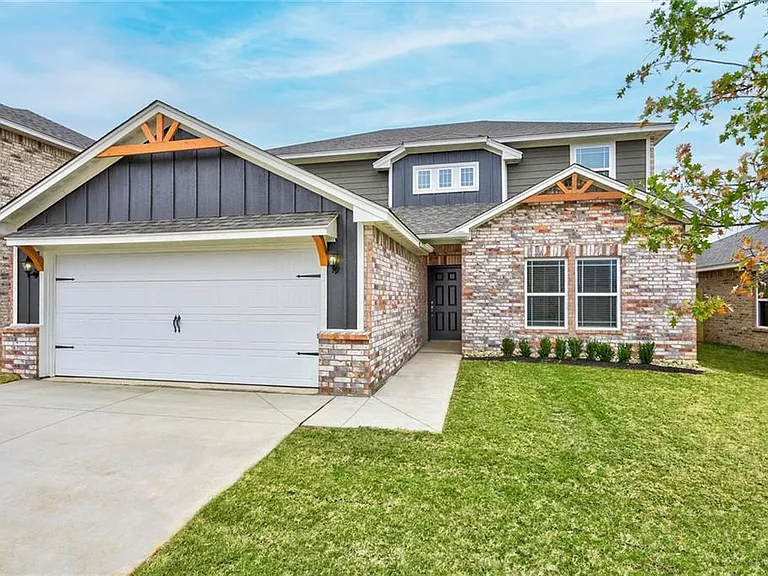 4BR Home in El Reno , OK