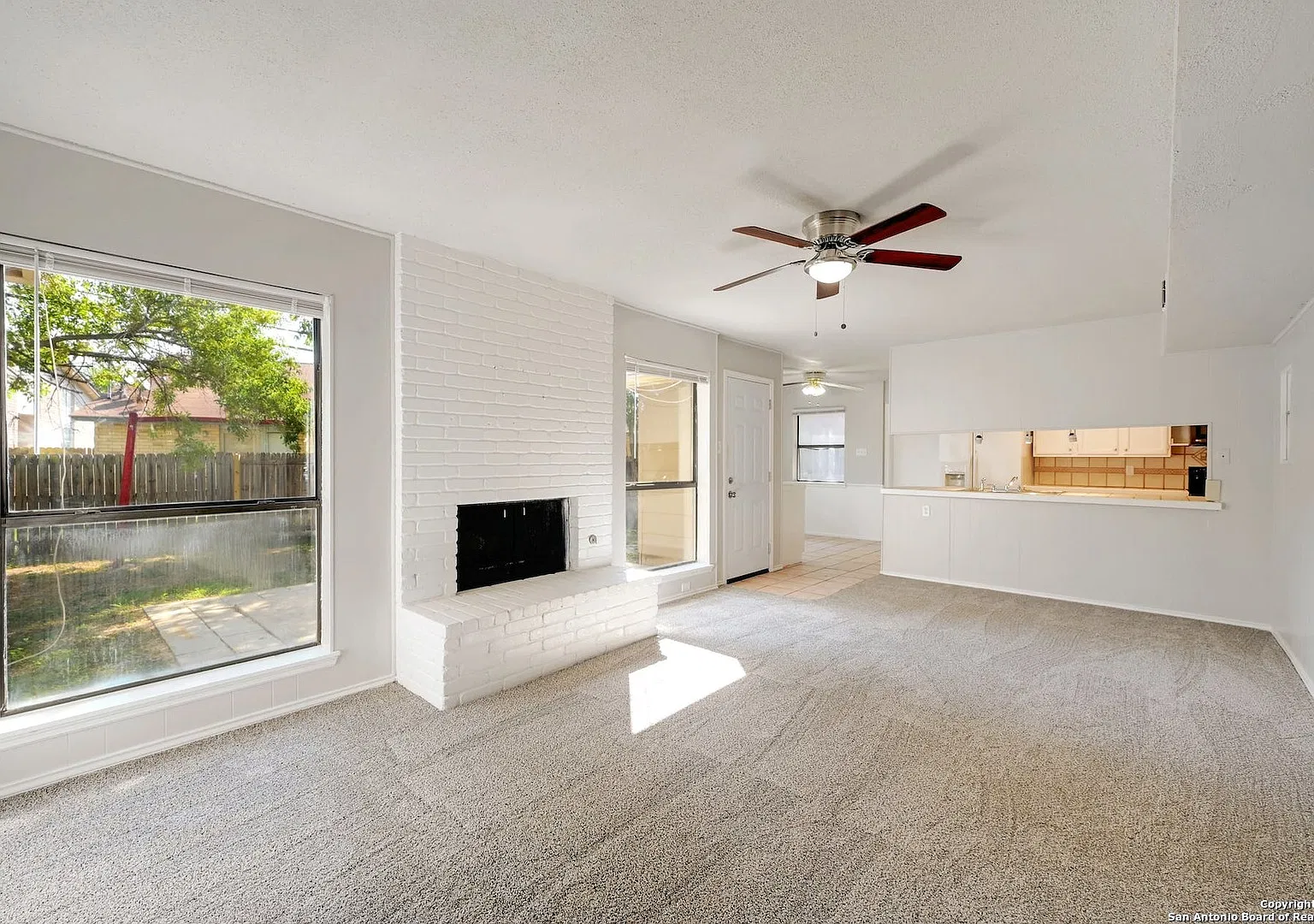 4BR Home in San Antonio , TX photo 2