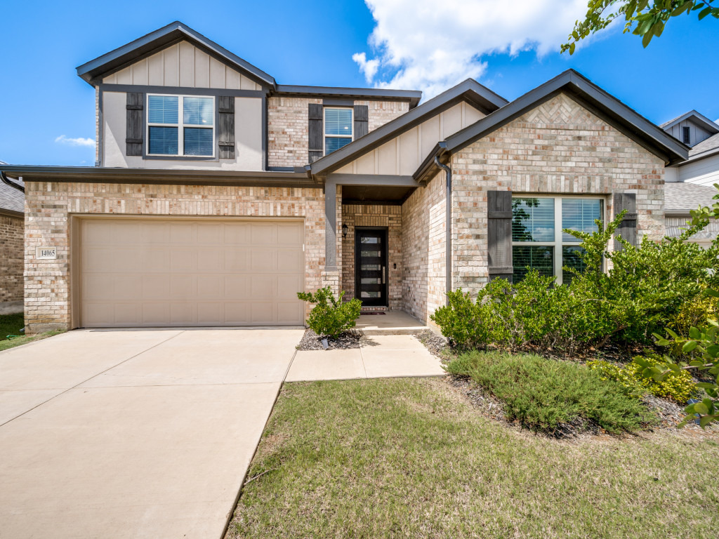 4BR Home in Pilot Point , TX