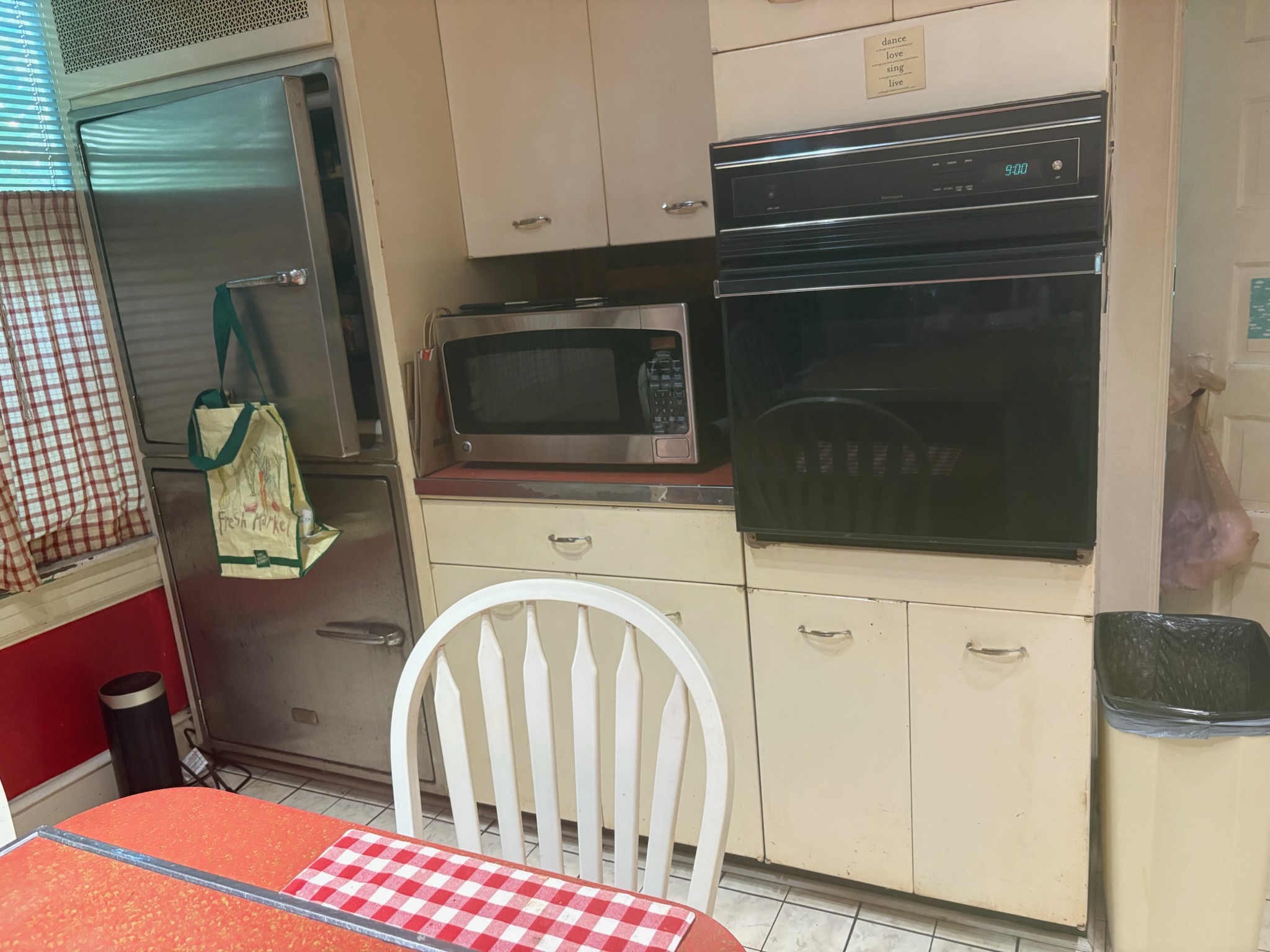 4BR Home in Roanoke , VA photo 3