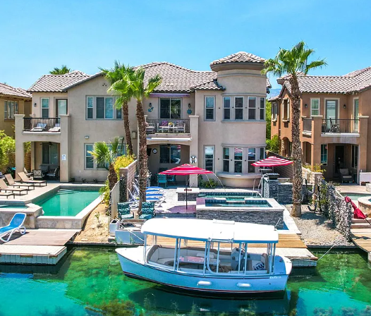 4BR Home in Indio , CA