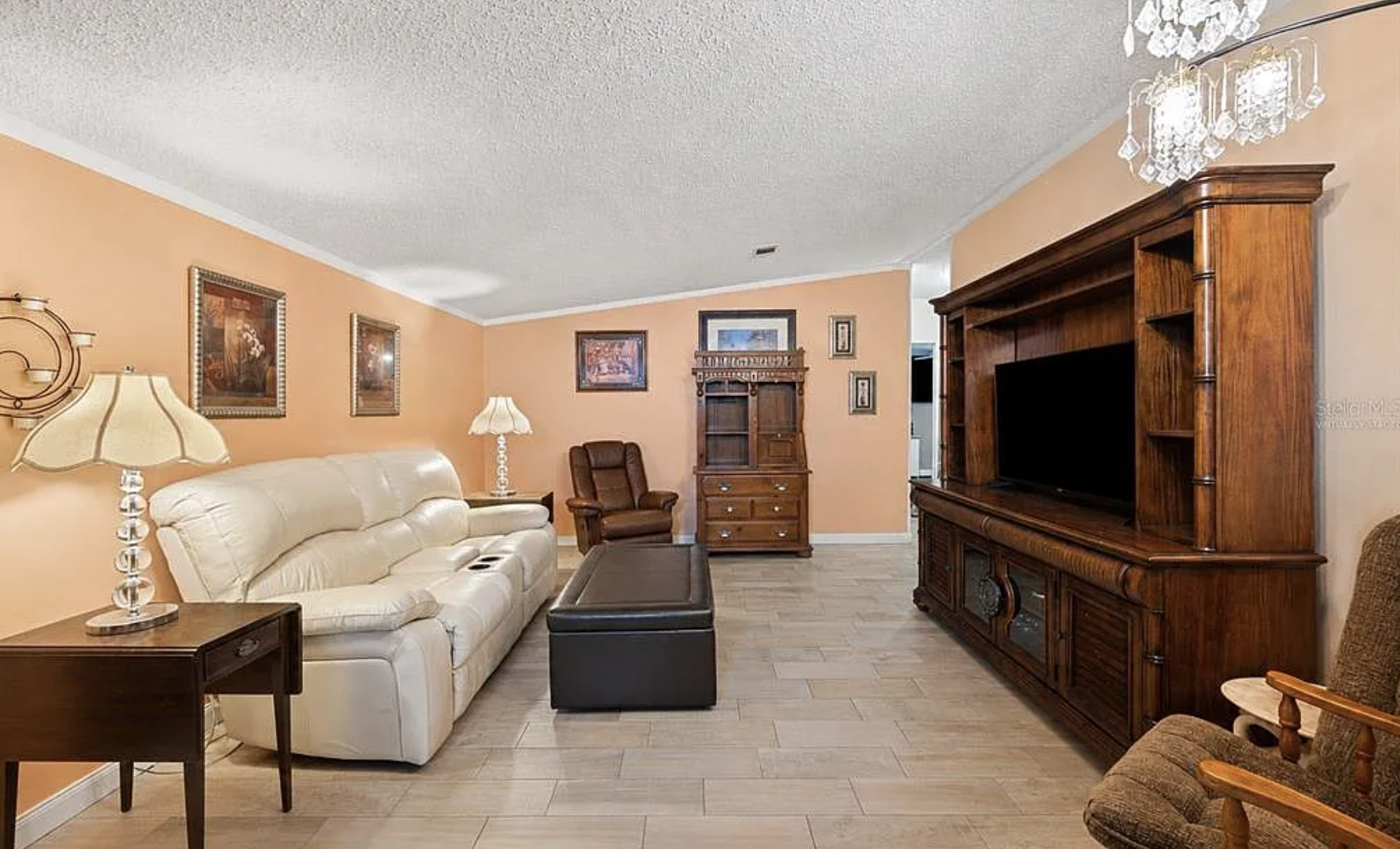 3BR Home in Auburndale , FL photo 2