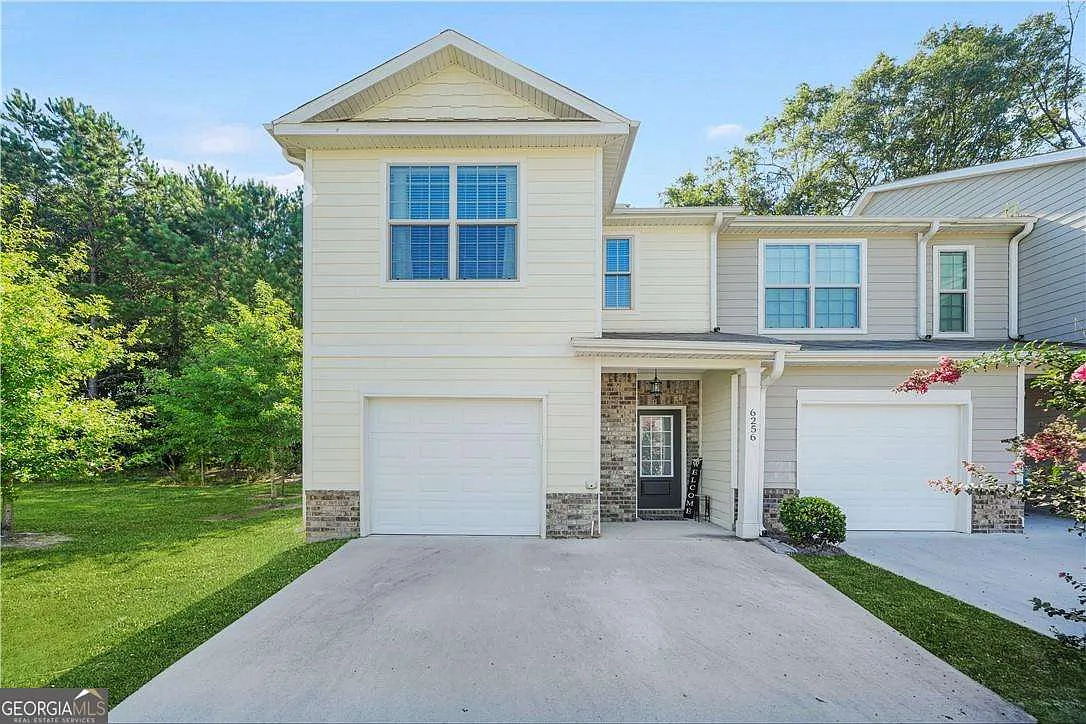 2BR Home in College Park , GA