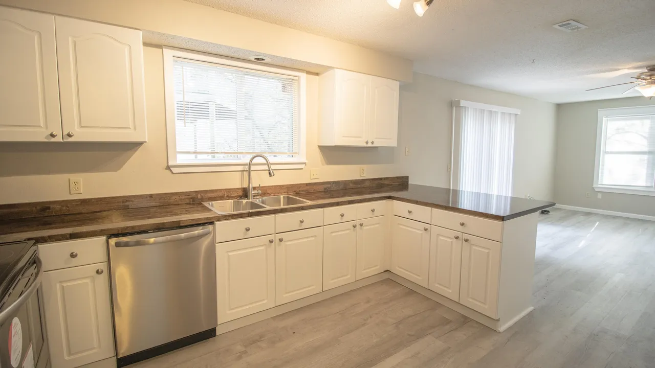 2BR Home in Branson , MO photo 3