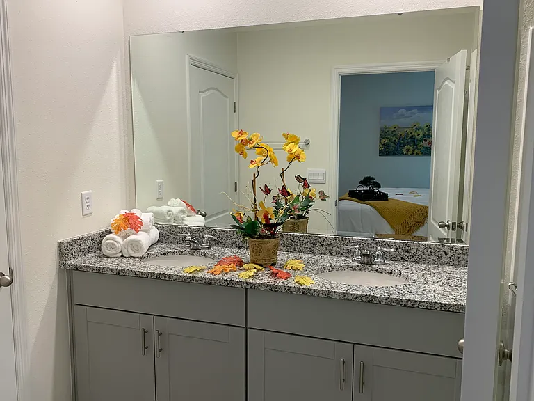 4BR Home in Davenport , FL photo 3