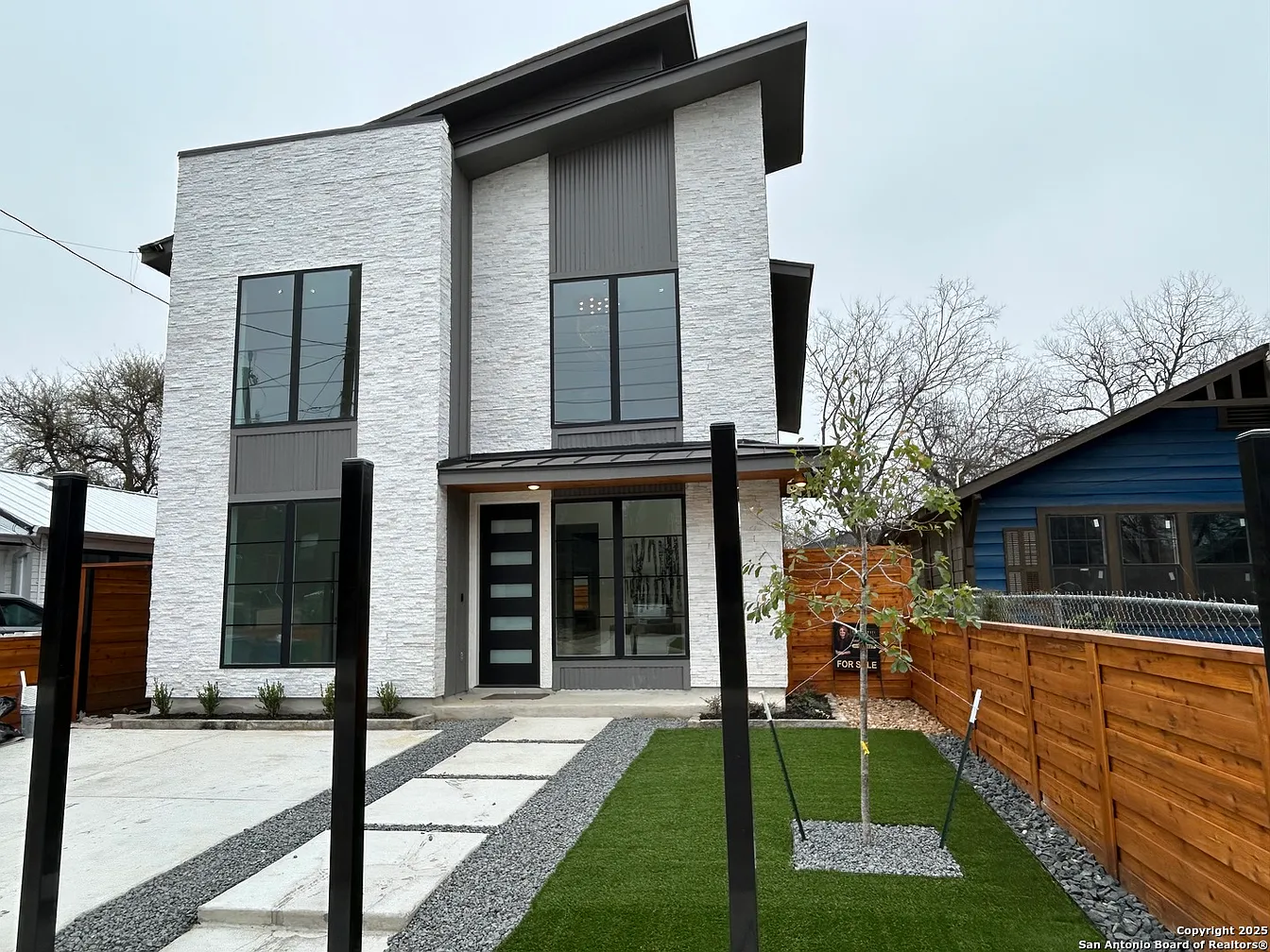 4BR Home in San Antonio , TX
