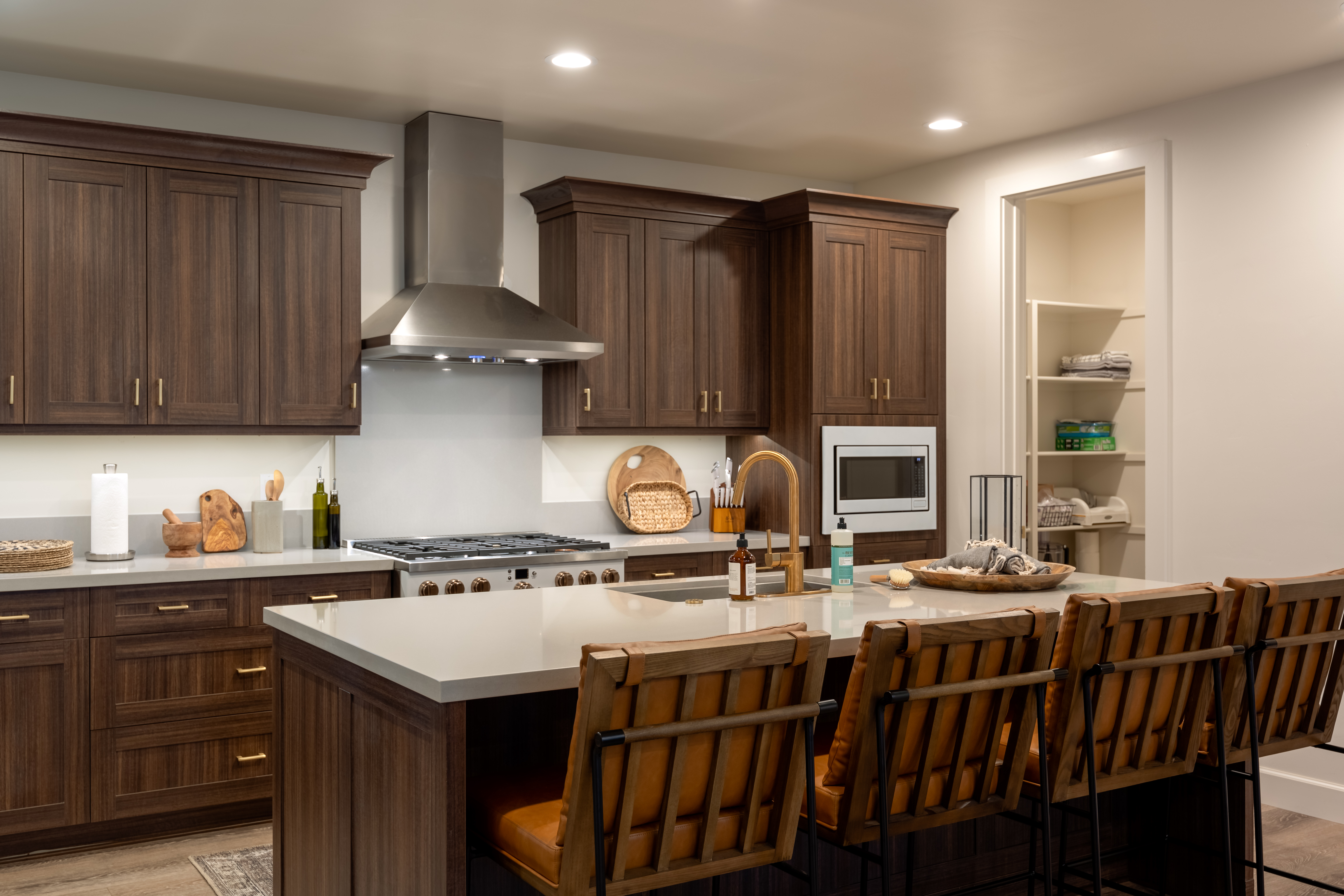 4BR Home in Big Bear Lake , CA photo 3