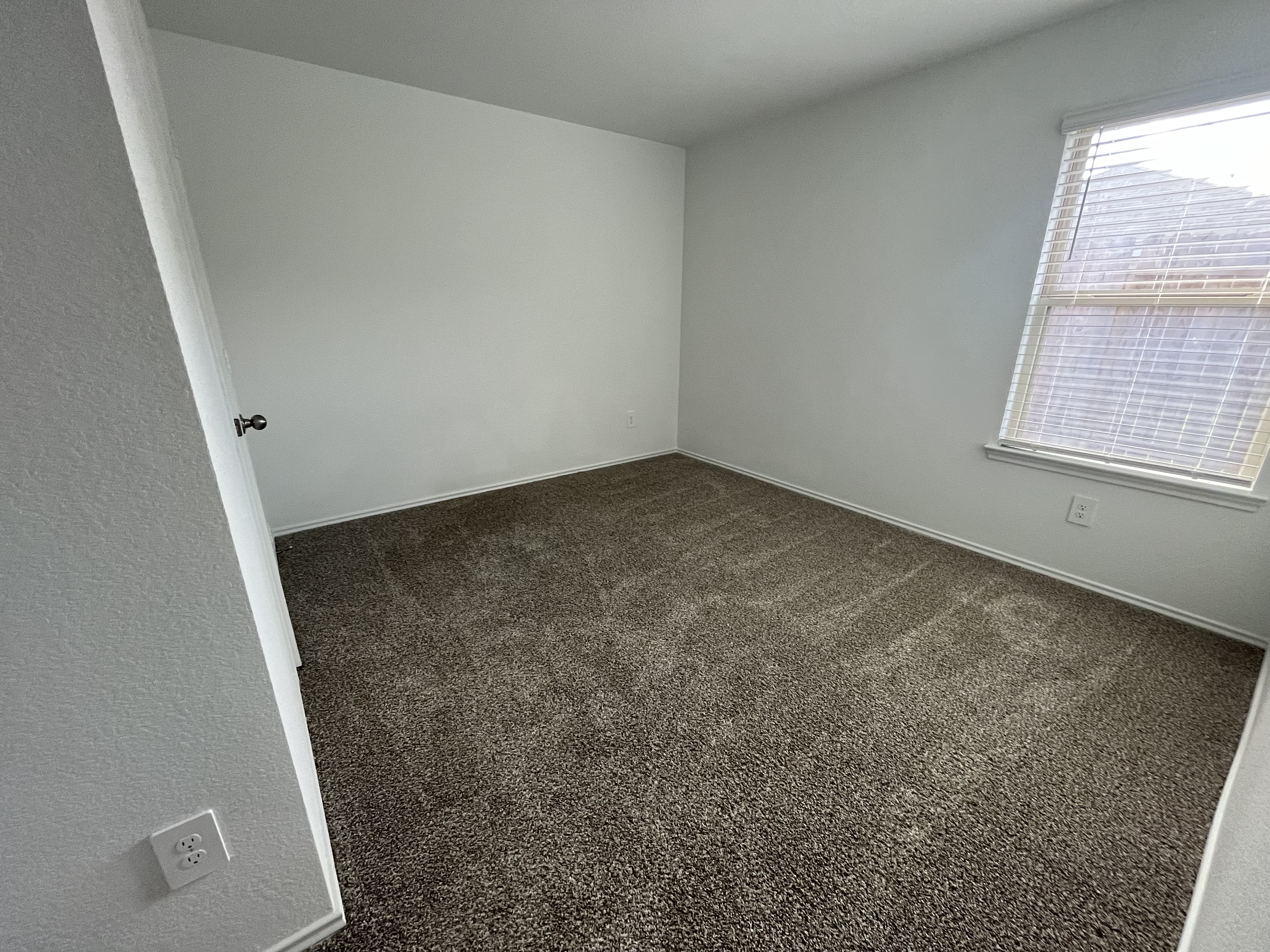 3BR Home in Grangerland , TX photo 2