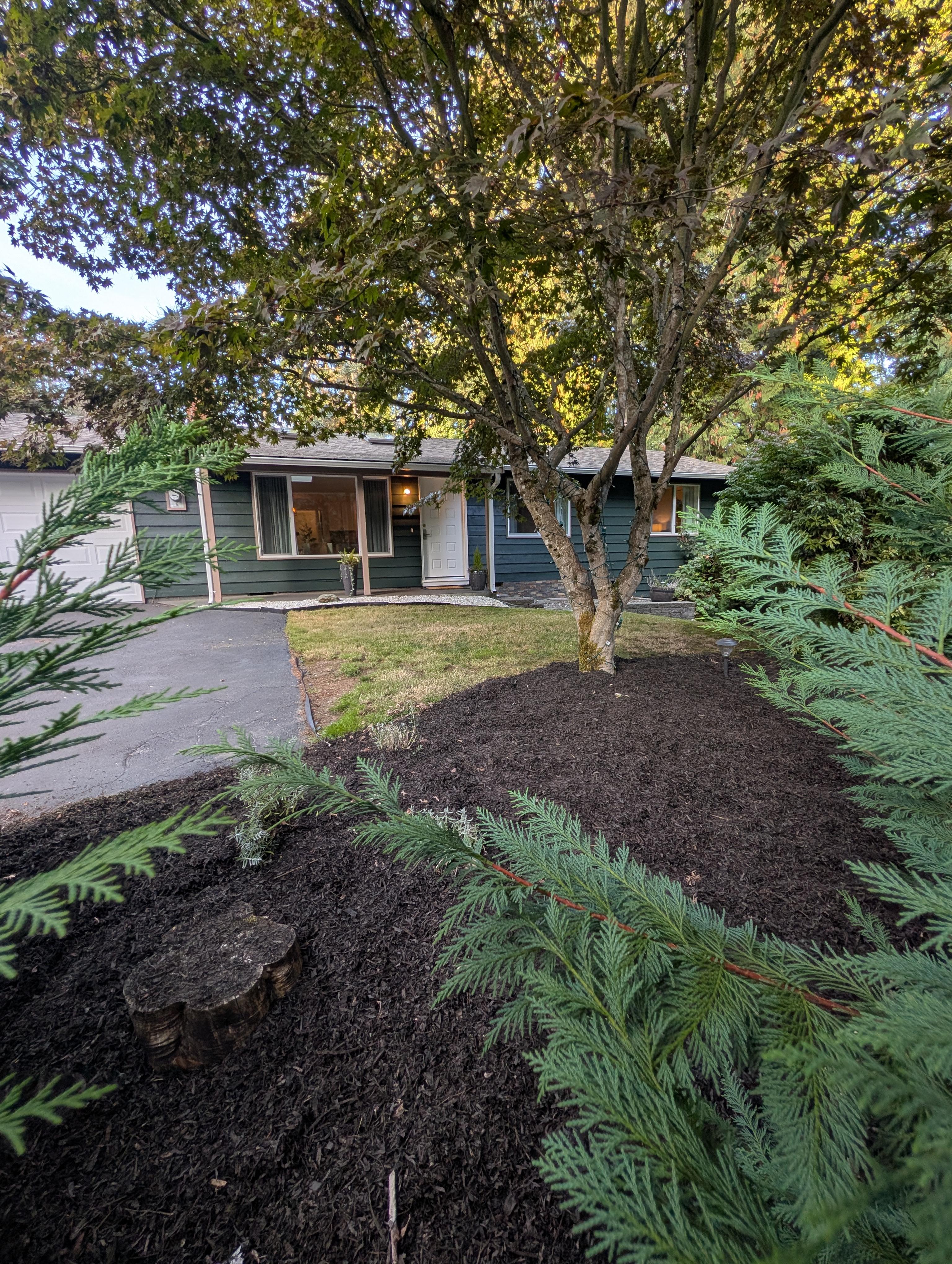 3BR Home in Bothell , WA