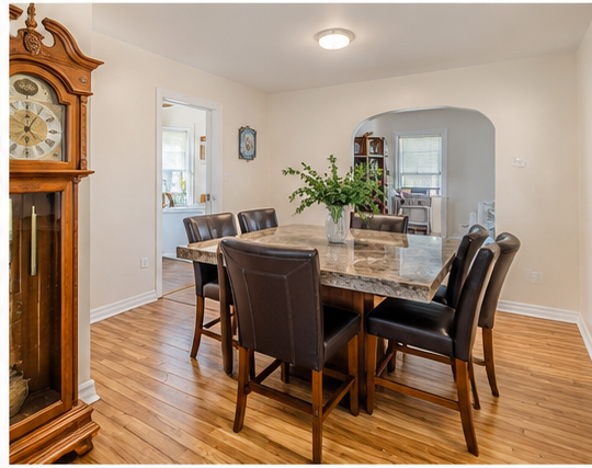 3BR Home in Peoria , IL photo 3