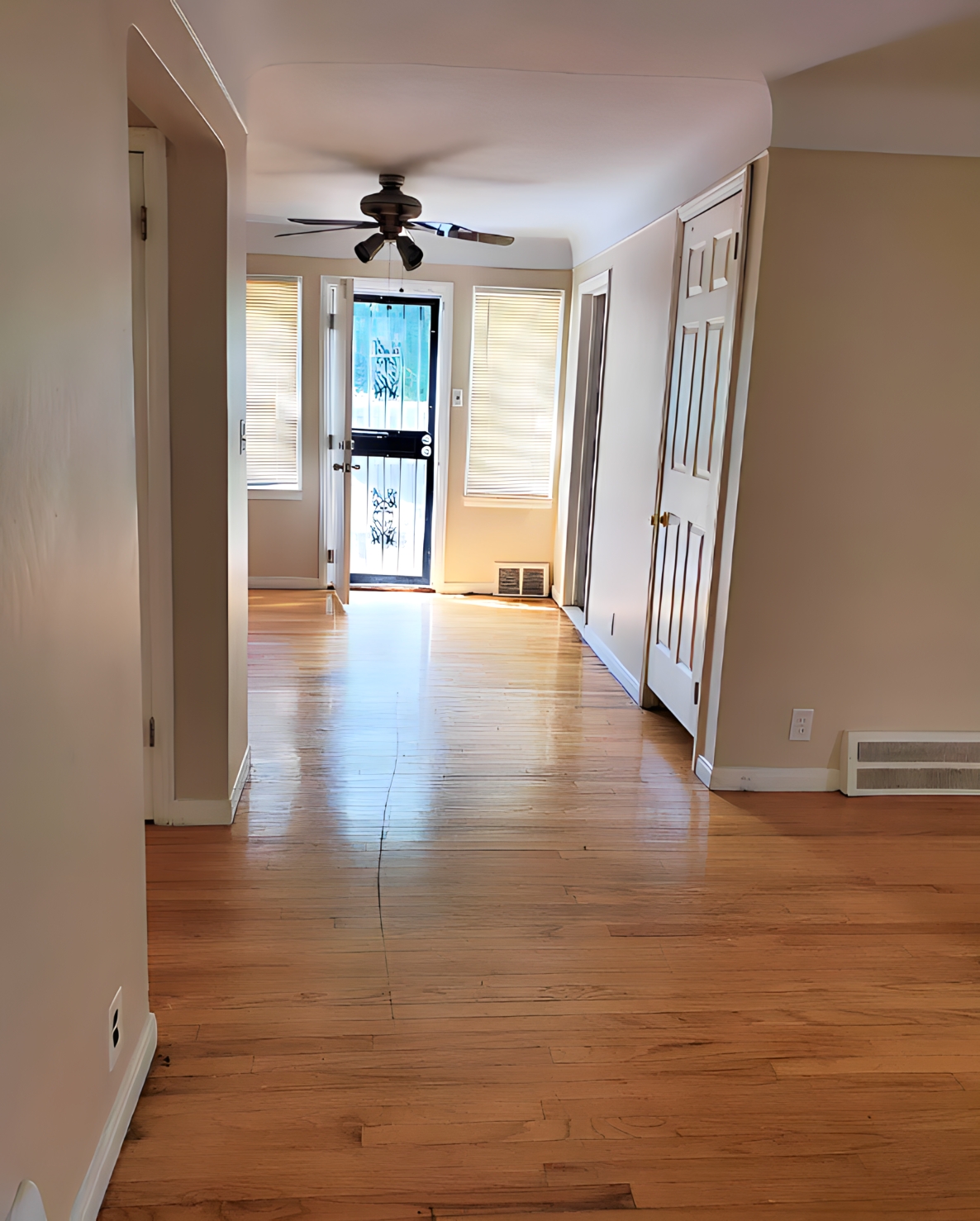 3BR Home in Detroit , MI photo 2